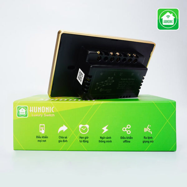 mat-sau-cong-tac-thong-minh-hunonic-luxury-csl-mau-den-600x600